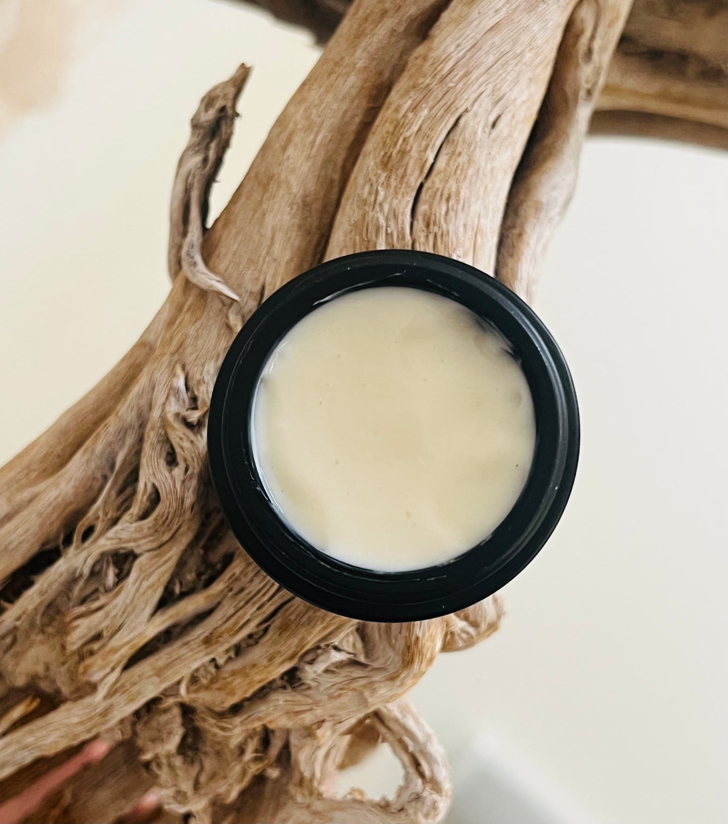 Reishi silk ceramide cream is white soft and silky. It goes on smooth and absorbs fast.